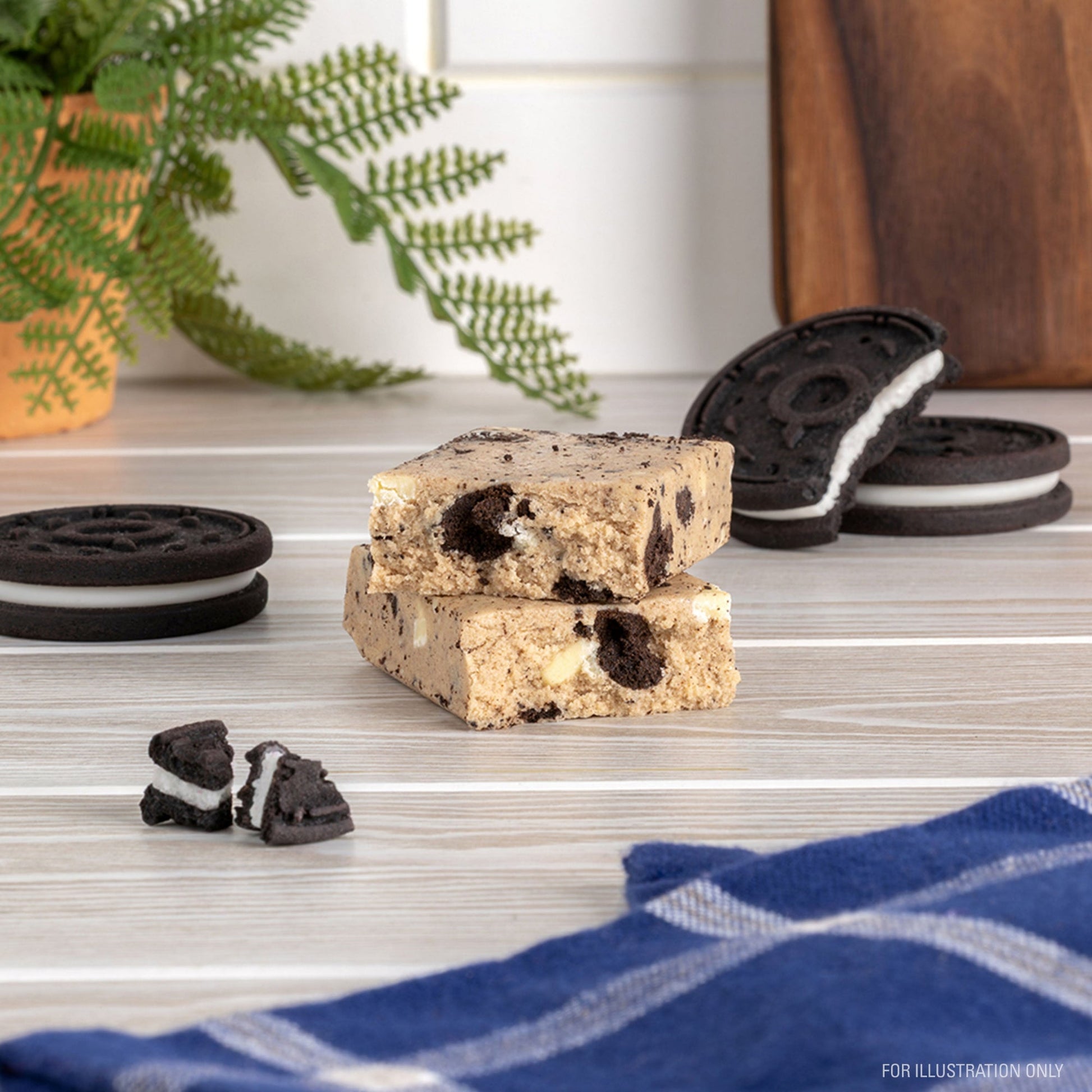 cookies-and-cream-protein-bars-b2 15807_QN_USA_ProteinBar_CAC_InterimAssetUpdate_Digital_Tabletop1.jpg