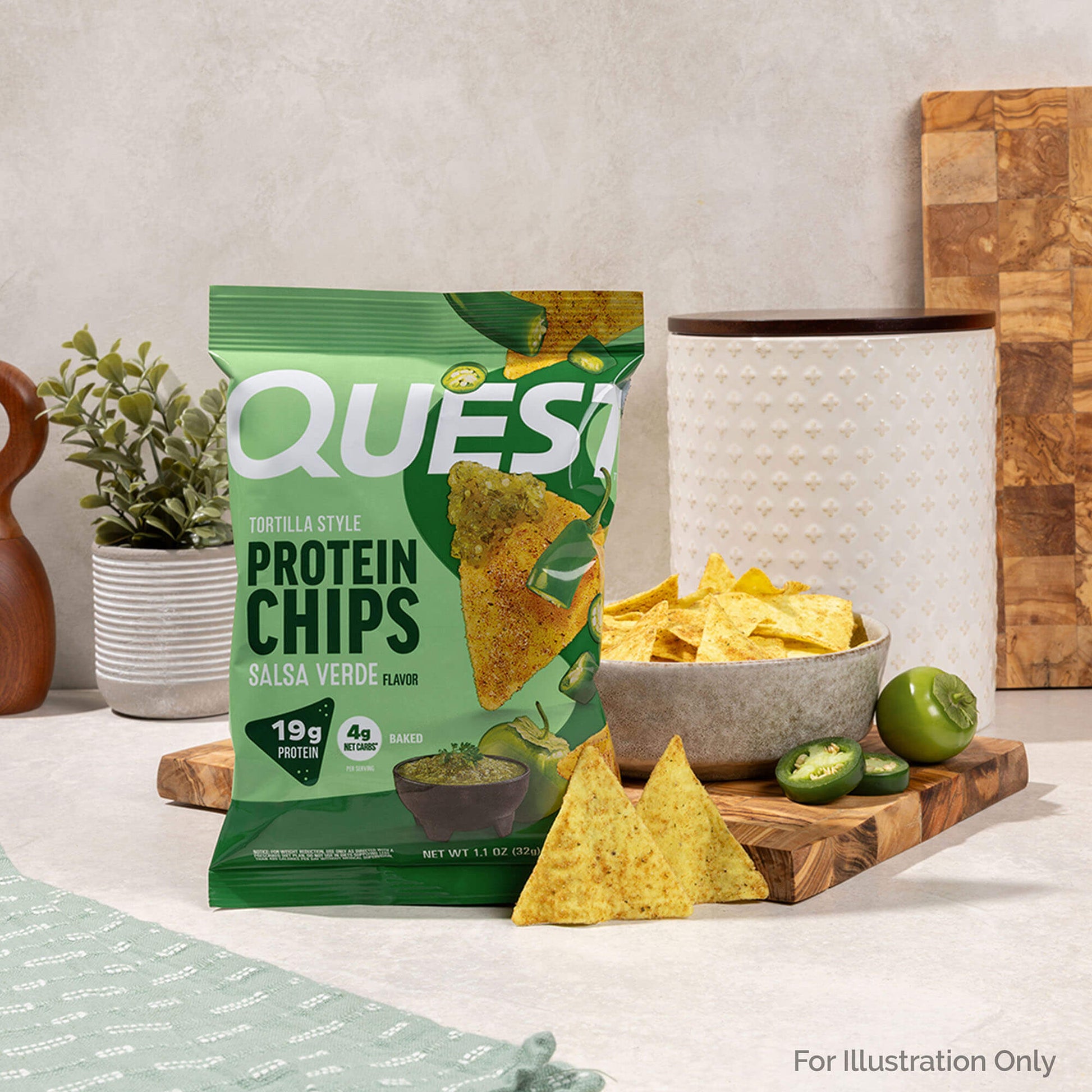 salsa-verde-tortilla-style-protein-chips-q6 qst-016419-salsa-verde-tortilla-style-protein-chips_5.jpg